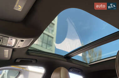 Внедорожник / Кроссовер Audi Q3 2014 в 
