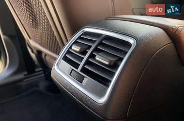 Внедорожник / Кроссовер Audi Q3 2014 в 
