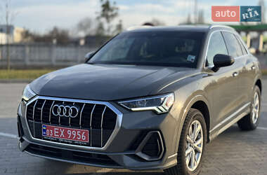 Позашляховик / Кросовер Audi Q3 2022 в Луцьку