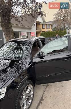 Внедорожник / Кроссовер Audi Q3 2018 в 
