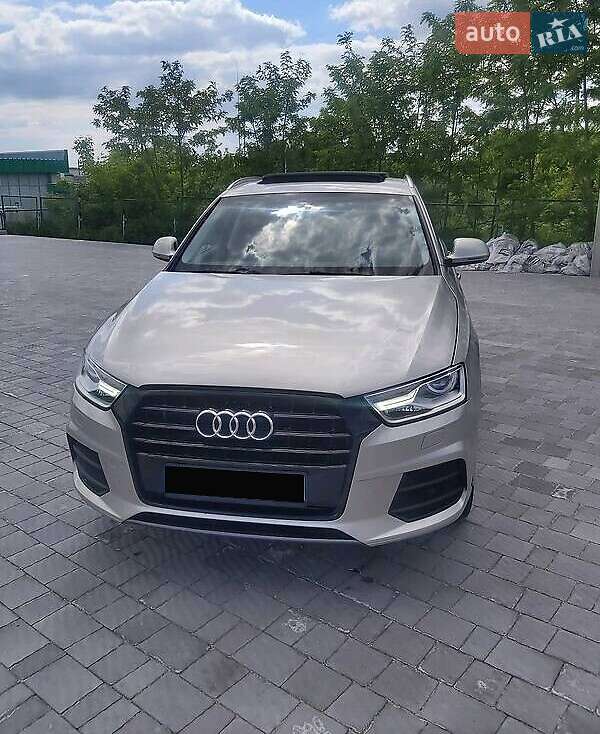Позашляховик / Кросовер Audi Q3 2015 в Києві
