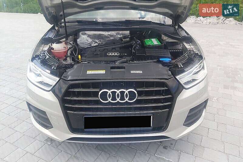 Позашляховик / Кросовер Audi Q3 2015 в Києві