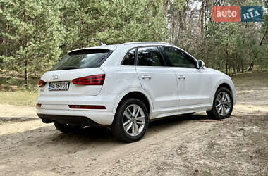 Внедорожник / Кроссовер Audi Q3 2015 в 
