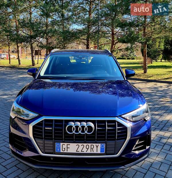 Внедорожник / Кроссовер Audi Q3 2021 в Трускавце