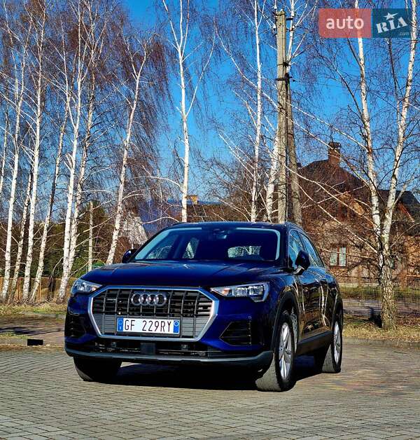 Внедорожник / Кроссовер Audi Q3 2021 в Трускавце