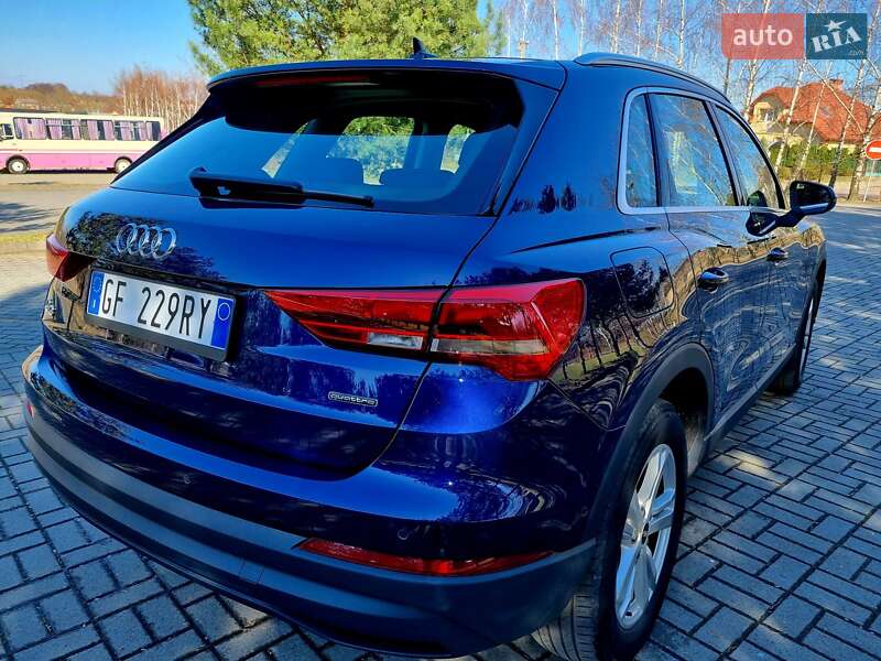 Внедорожник / Кроссовер Audi Q3 2021 в Трускавце