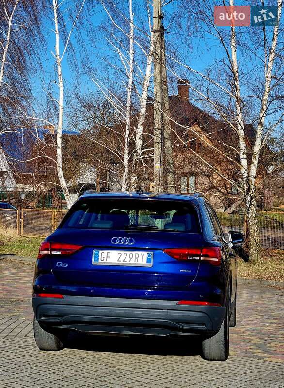 Внедорожник / Кроссовер Audi Q3 2021 в Трускавце