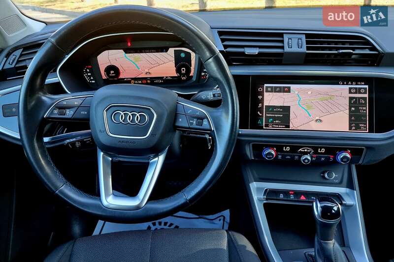 Внедорожник / Кроссовер Audi Q3 2021 в Трускавце