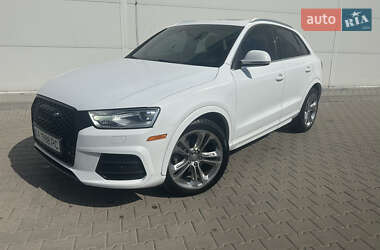 Внедорожник / Кроссовер Audi Q3 2016 в 