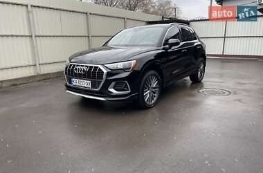 Внедорожник / Кроссовер Audi Q3 2021 в 