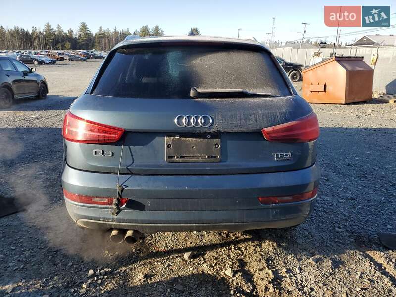Внедорожник / Кроссовер Audi Q3 2016 в Киеве