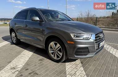 Внедорожник / Кроссовер Audi Q3 2016 в 