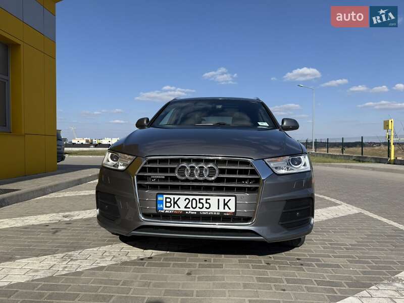 Внедорожник / Кроссовер Audi Q3 2016 в Ровно