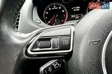 Внедорожник / Кроссовер Audi Q3 2015 в 