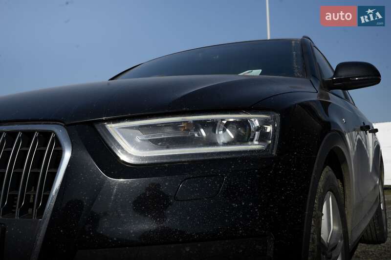 Внедорожник / Кроссовер Audi Q3 2012 в Львове