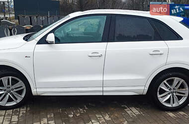 Внедорожник / Кроссовер Audi Q3 2017 в 
