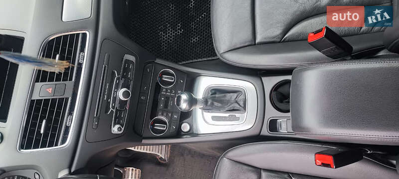 Внедорожник / Кроссовер Audi Q3 2017 в Каменец-Подольском