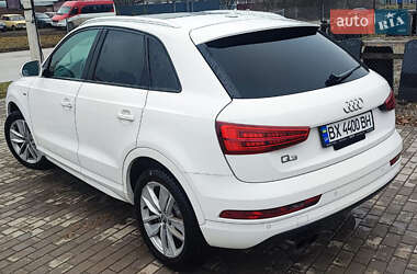 Внедорожник / Кроссовер Audi Q3 2017 в 