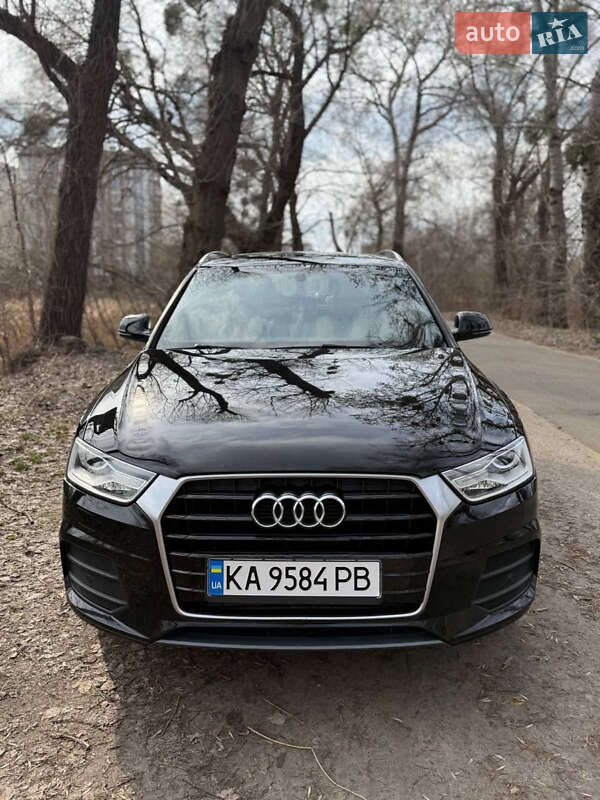 Позашляховик / Кросовер Audi Q3 2015 в Києві