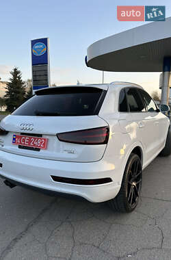 Внедорожник / Кроссовер Audi Q3 2015 в 