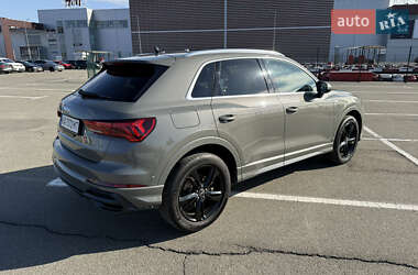 Внедорожник / Кроссовер Audi Q3 2019 в 