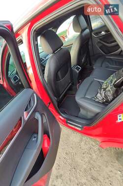 Внедорожник / Кроссовер Audi Q3 2017 в 
