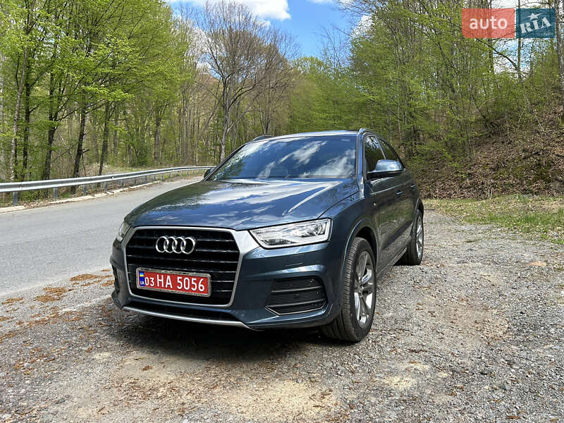 Позашляховик / Кросовер Audi Q3 2017 в 