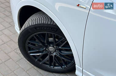 Внедорожник / Кроссовер Audi Q3 2021 в 