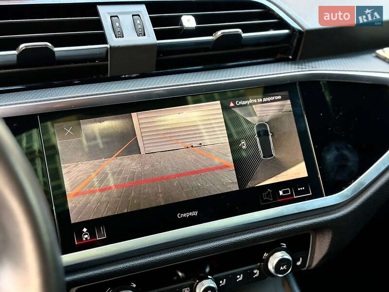 Внедорожник / Кроссовер Audi Q3 2021 в Житомире