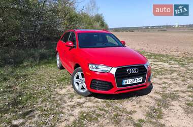 Внедорожник / Кроссовер Audi Q3 2017 в 