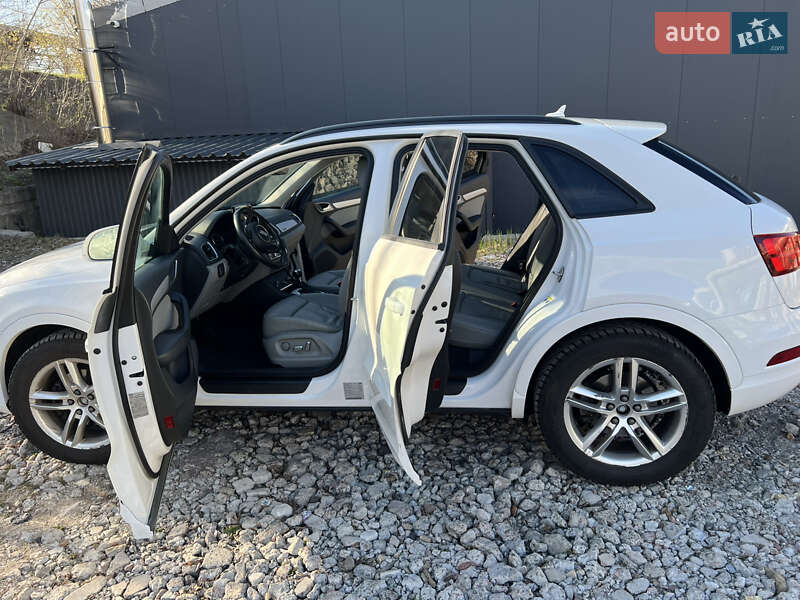 Внедорожник / Кроссовер Audi Q3 2018 в Киеве фото 12 Внедорожник / Кроссовер Audi Q3 2018 в Киеве