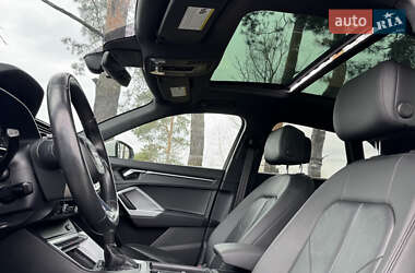 Внедорожник / Кроссовер Audi Q3 2021 в 
