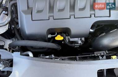 Внедорожник / Кроссовер Audi Q3 2014 в 
