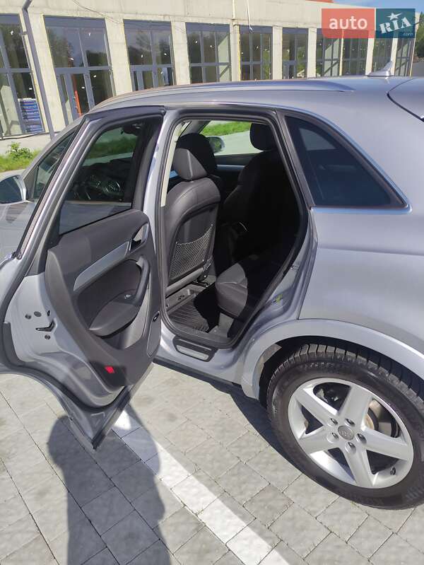 Внедорожник / Кроссовер Audi Q3 2014 в Львове