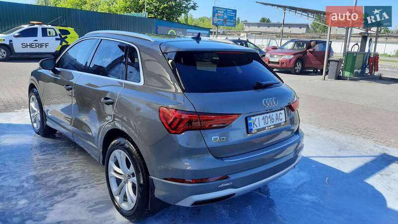 Позашляховик / Кросовер Audi Q3 2019 в Києві