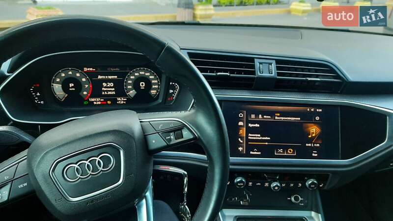 Позашляховик / Кросовер Audi Q3 2019 в Києві
