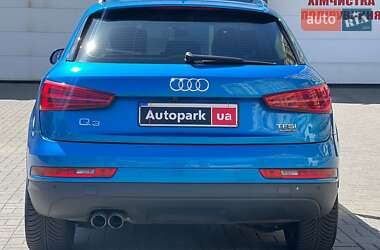 Внедорожник / Кроссовер Audi Q3 2017 в 