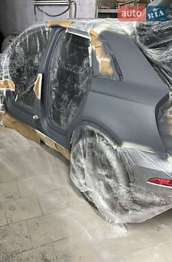 Внедорожник / Кроссовер Audi Q3 2017 в 