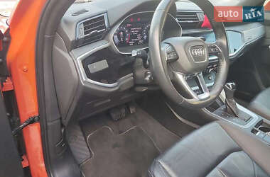 Внедорожник / Кроссовер Audi Q3 2019 в 