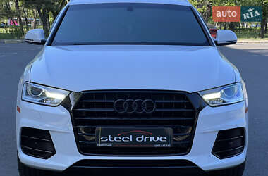 Внедорожник / Кроссовер Audi Q3 2017 в Николаеве