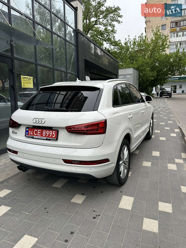 Внедорожник / Кроссовер Audi Q3 2017 в Тернополе
