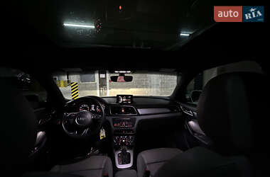 Внедорожник / Кроссовер Audi Q3 2017 в 