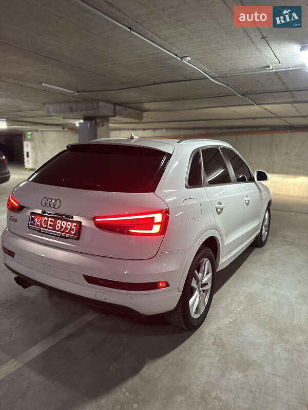 Внедорожник / Кроссовер Audi Q3 2017 в Тернополе