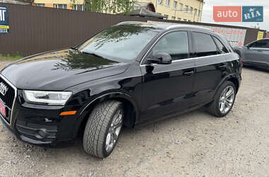 Внедорожник / Кроссовер Audi Q3 2015 в Ровно