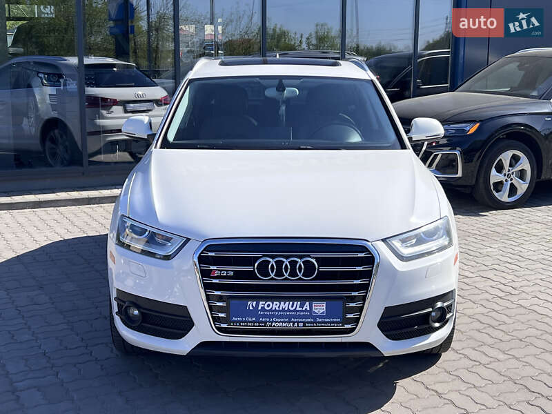 Позашляховик / Кросовер Audi Q3 2015 в Нововолинську