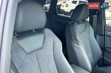 Внедорожник / Кроссовер Audi Q3 2024 в 