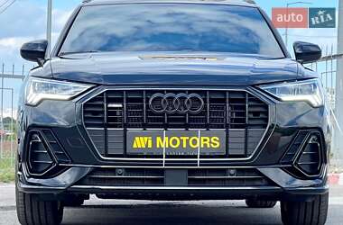Внедорожник / Кроссовер Audi Q3 2024 в 