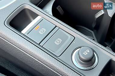 Внедорожник / Кроссовер Audi Q3 2024 в 