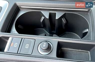 Внедорожник / Кроссовер Audi Q3 2024 в 