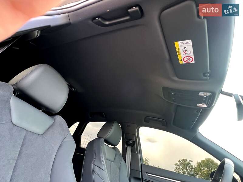 Внедорожник / Кроссовер Audi Q3 2024 в Киеве